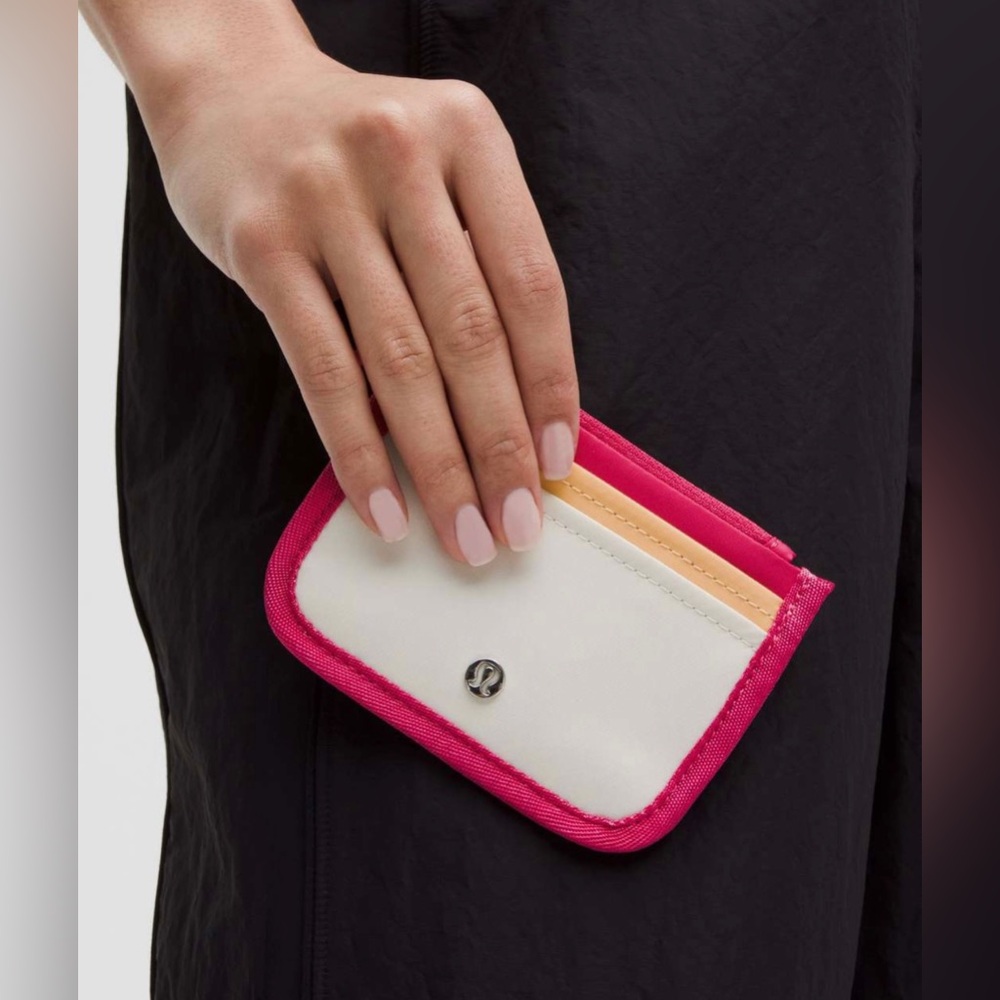 Lululemon True Identity Card Case